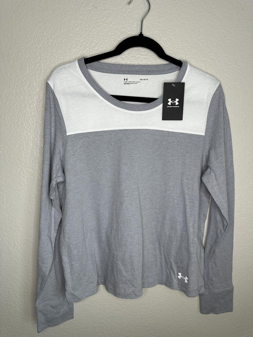 Under Armour Shirt Womens Large Gray White Long Sleeve Athletic Loose Fit Logo